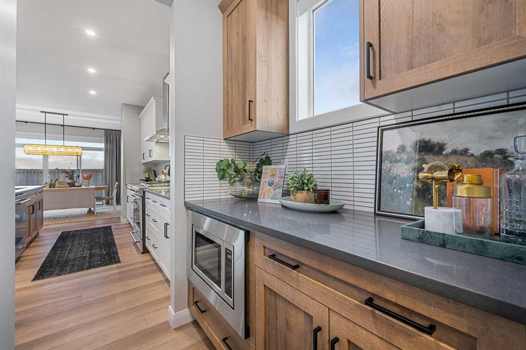 Picture for 207 Brander Avenue  https://www.cirrealty.ca/reb/creb/00/A2263800_32.jpg