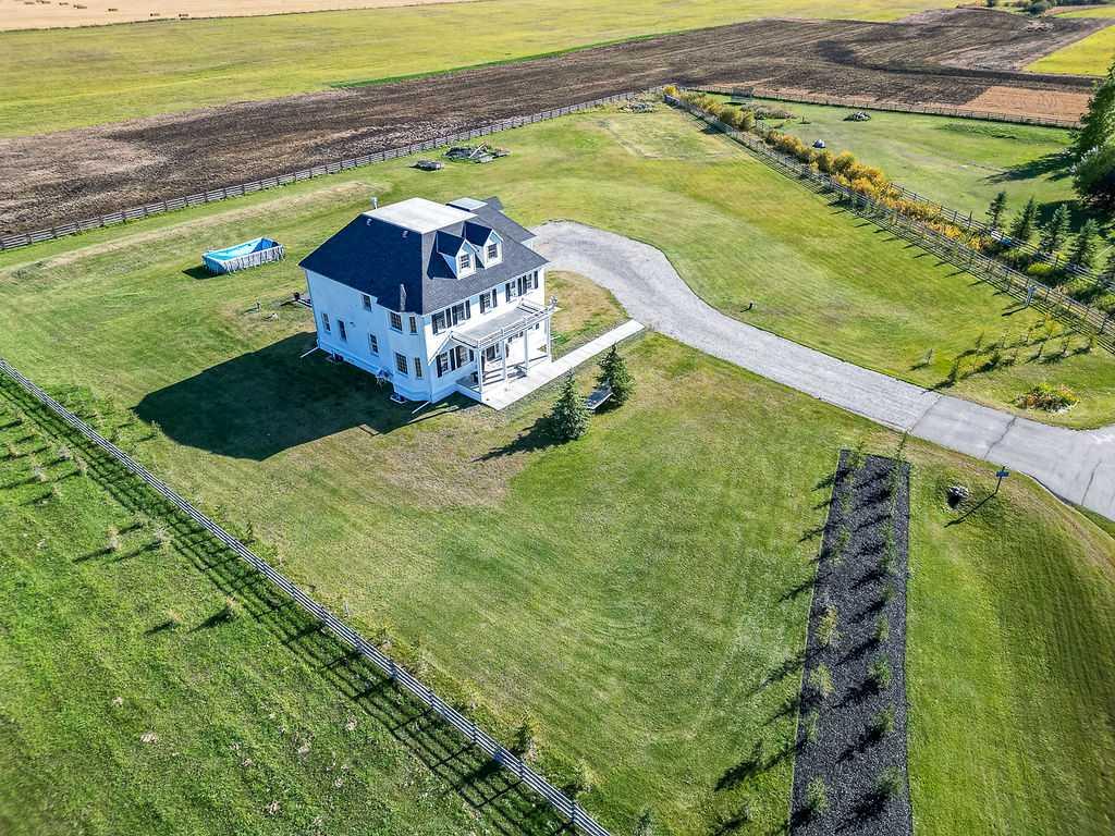 Picture for 306036 43 Street W