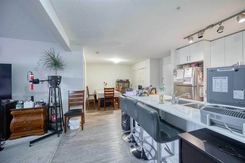 Picture for 3112, 181 Skyview Ranch Manor NE