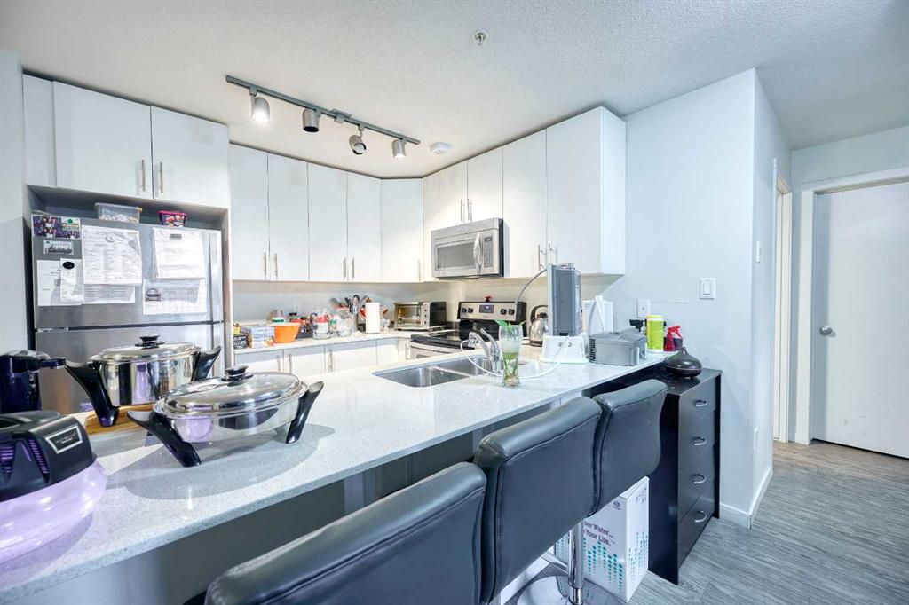 Picture for 3112, 181 Skyview Ranch Manor NE