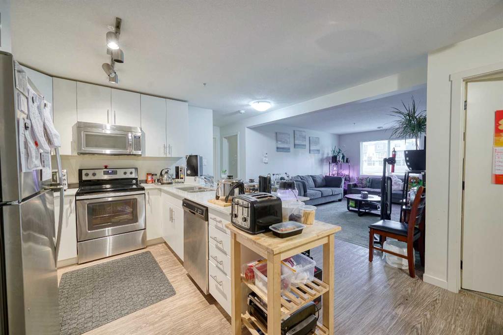 Picture for 3112, 181 Skyview Ranch Manor NE