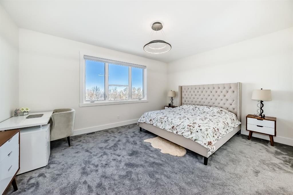 Picture for 76 ROCK LAKE View NW https://www.cirrealty.ca/reb/creb/00/A2266400_18.jpg