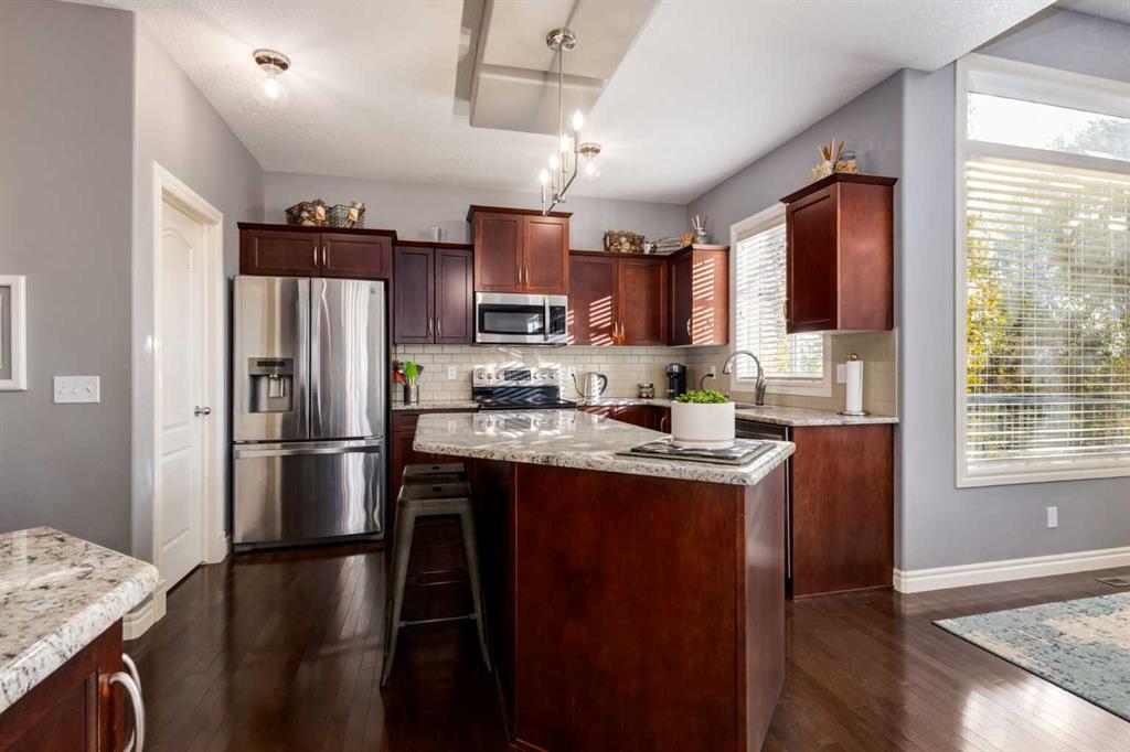 Picture for 27 Tuscany Estates Drive NW https://www.cirrealty.ca/reb/creb/00/A2266700_17.jpg