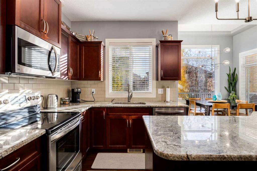 Picture for 27 Tuscany Estates Drive NW https://www.cirrealty.ca/reb/creb/00/A2266700_21.jpg