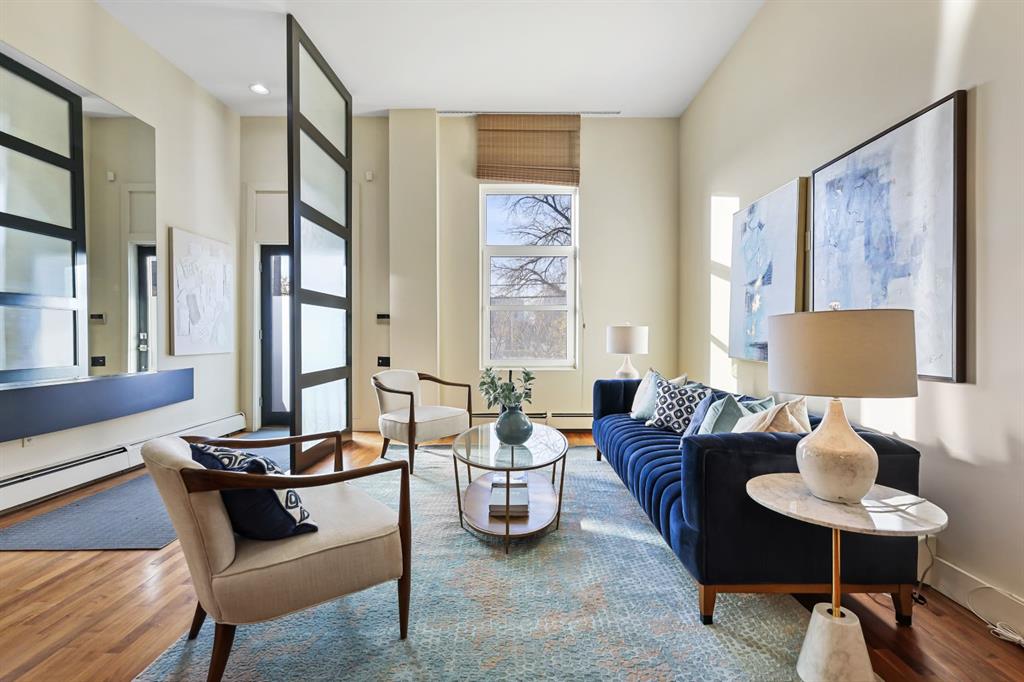 Picture for 108 18 Avenue SE