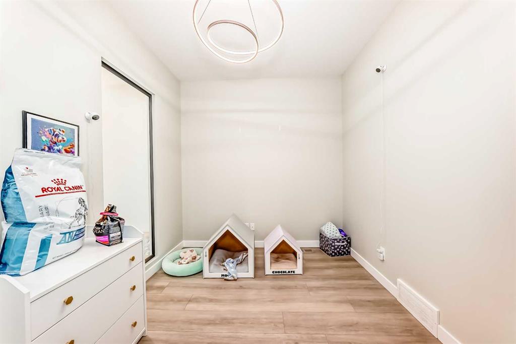 Picture for 120 Magnolia Manor SE