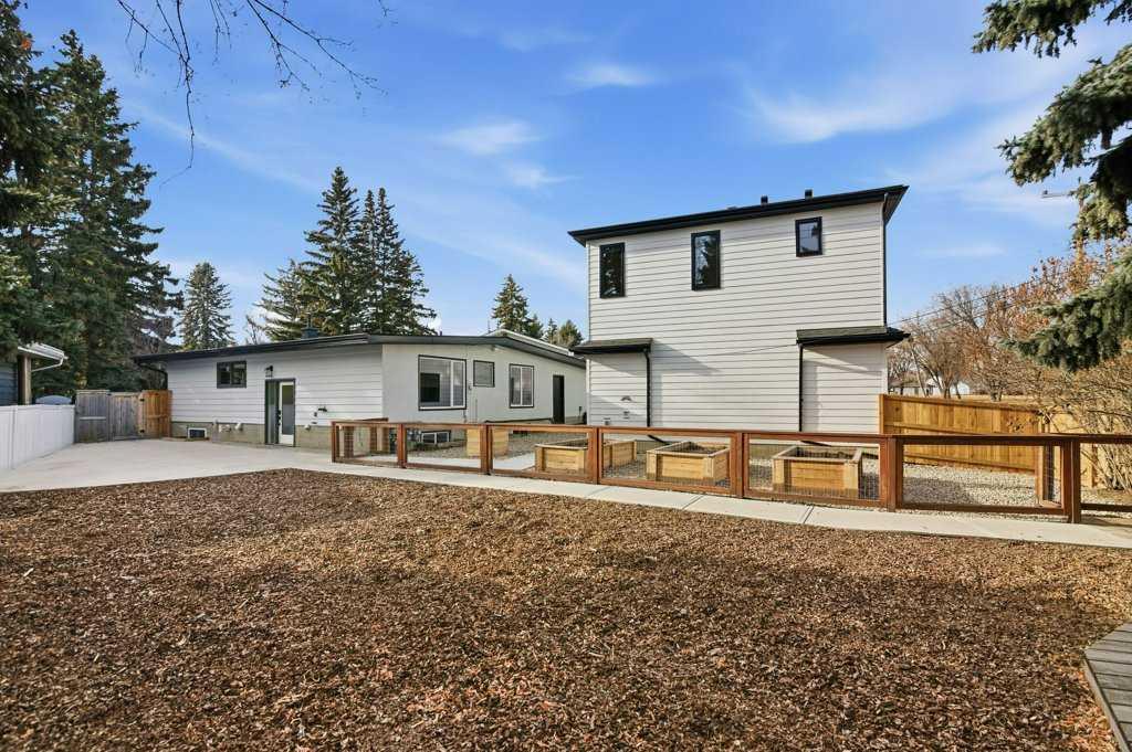 Picture for 3124 Leduc Crescent SW