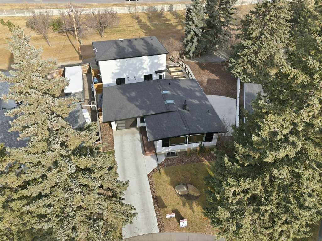 Picture for 3124 Leduc Crescent SW