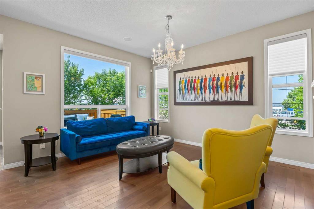 Picture for 184 Cougar Ridge Manor SW