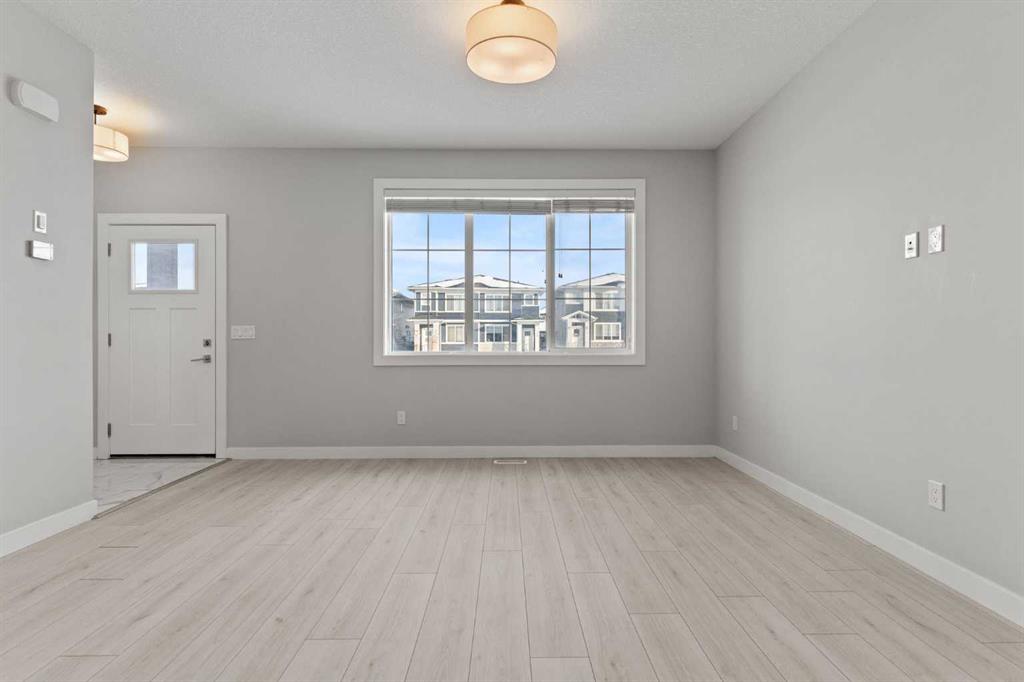 Picture for 1329 Cornerstone Way NE