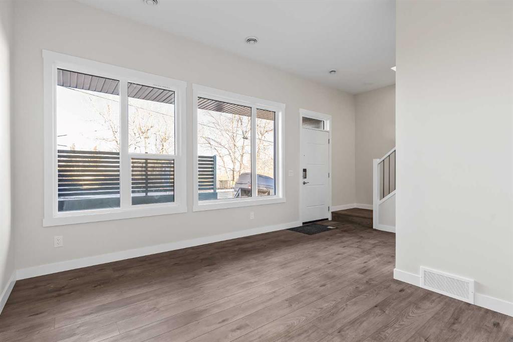 Picture for 2525 Sovereign Crescent SW