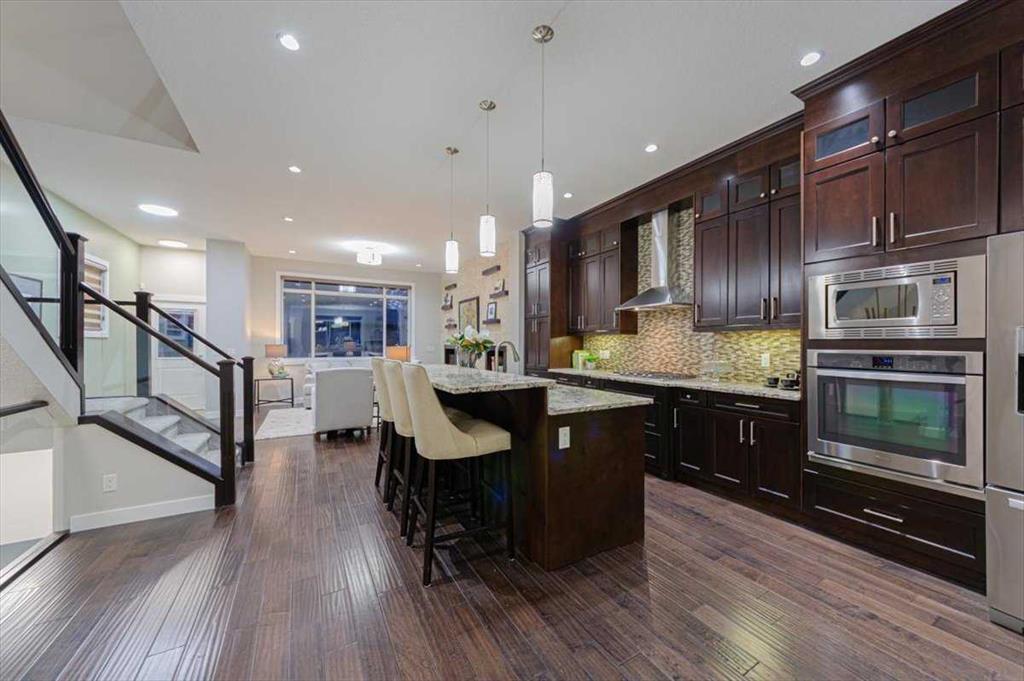 Picture for 462 23 Avenue NW