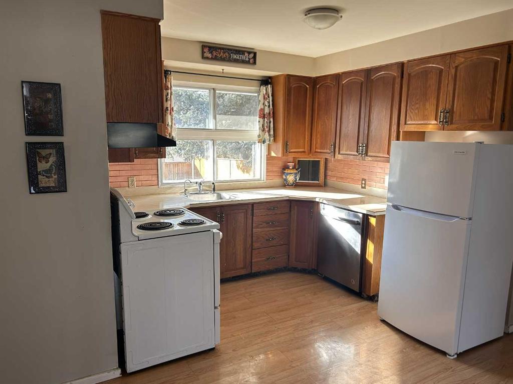 Picture for 4647 29 Avenue NW