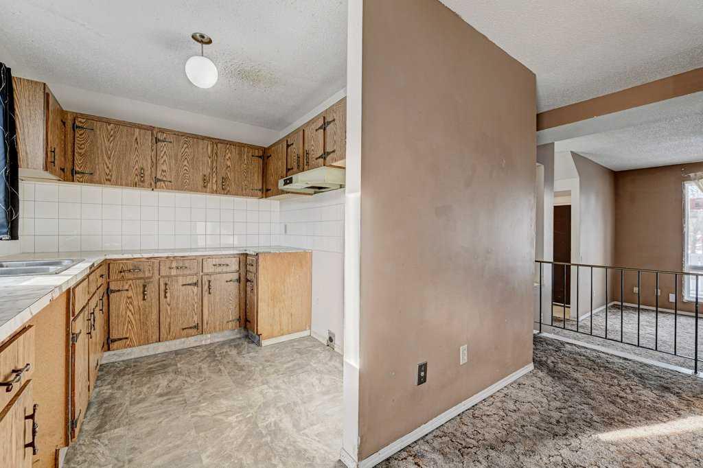 Picture for 213, 5340 17 Avenue SW