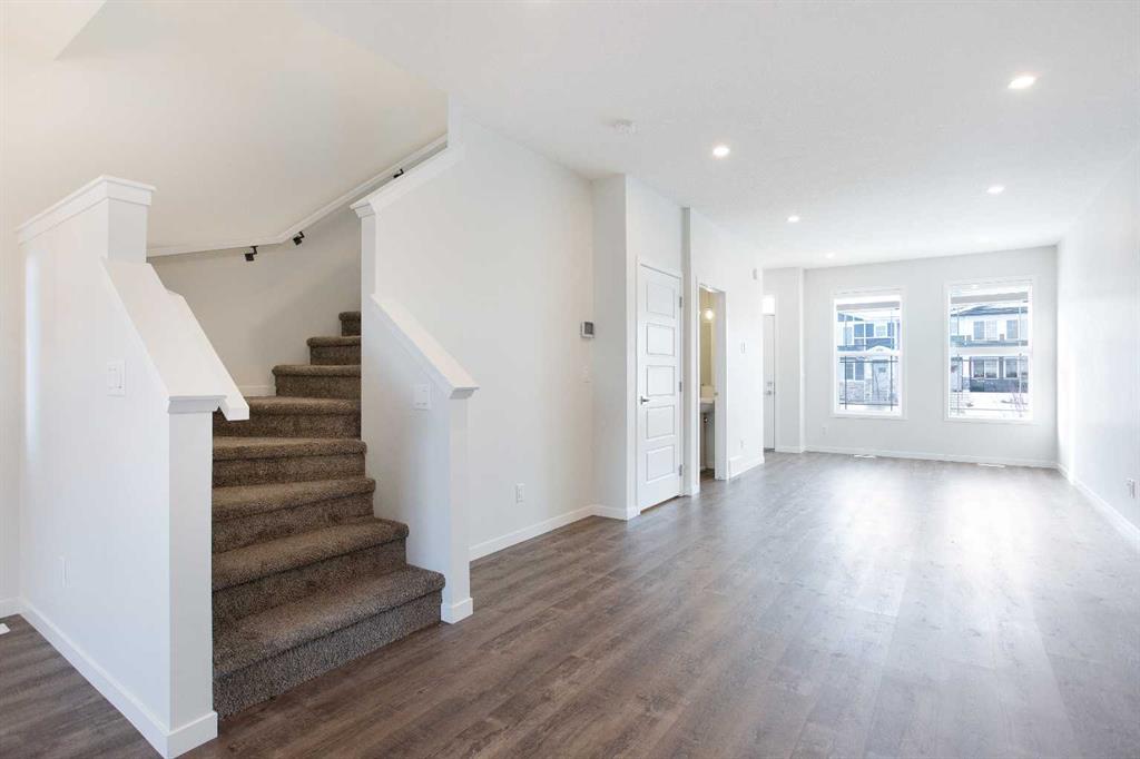 Picture for 16 Creekstone Drive SW