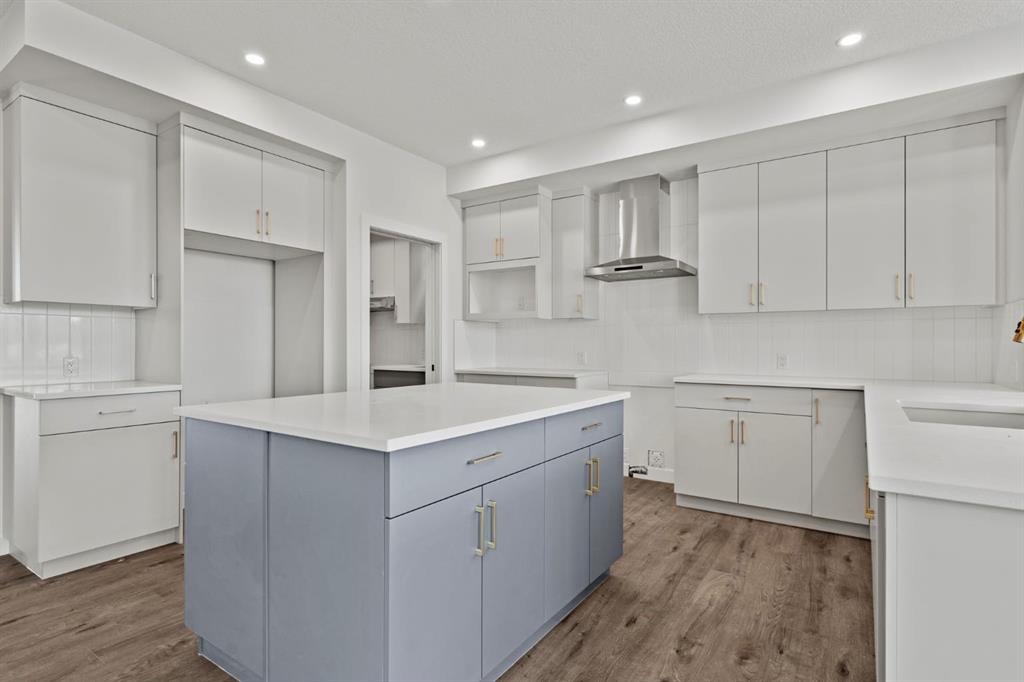 Picture for 2220 Lancaster Heights SE