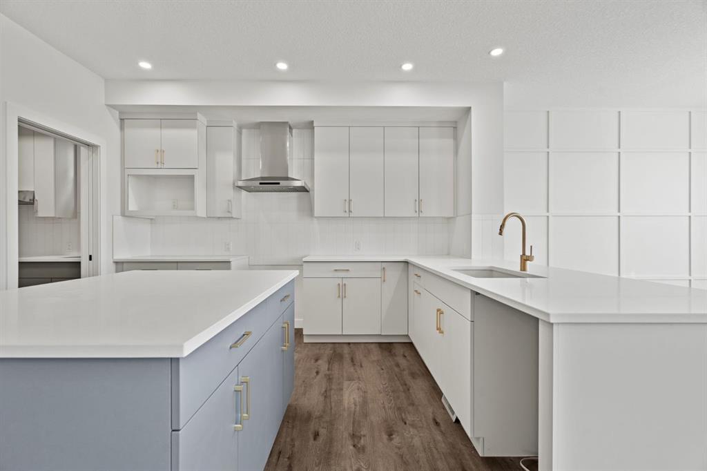 Picture for 2220 Lancaster Heights SE