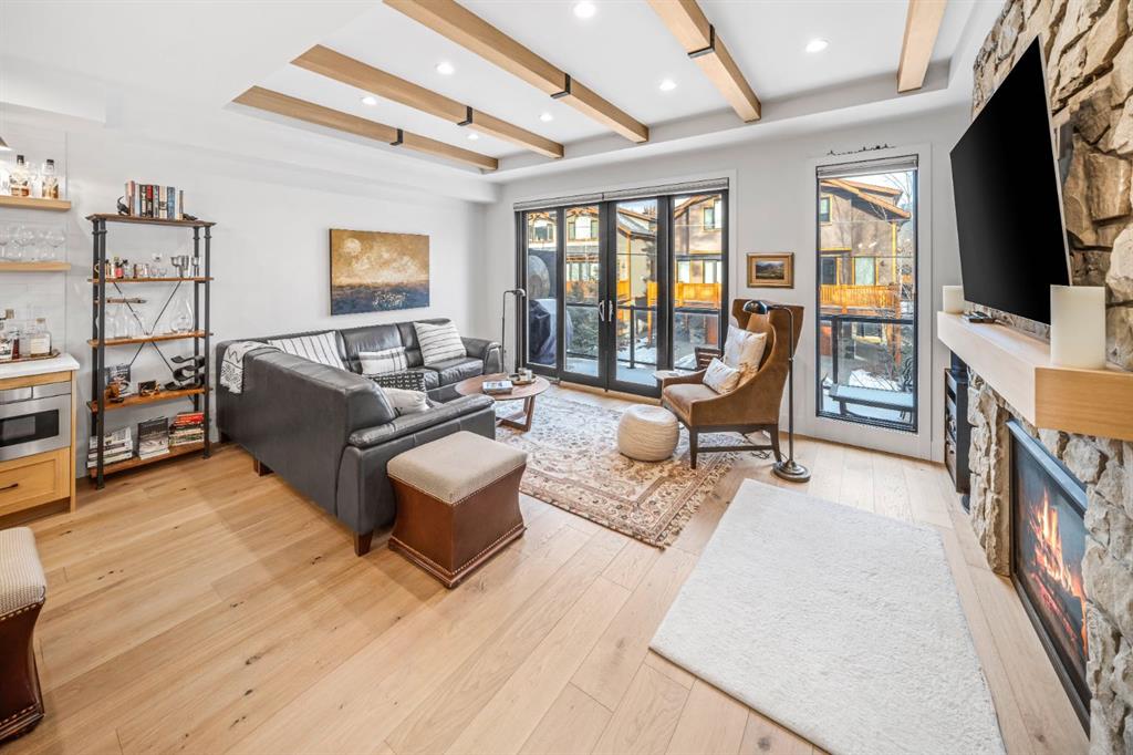 Picture for 4, 810 3rd Street 