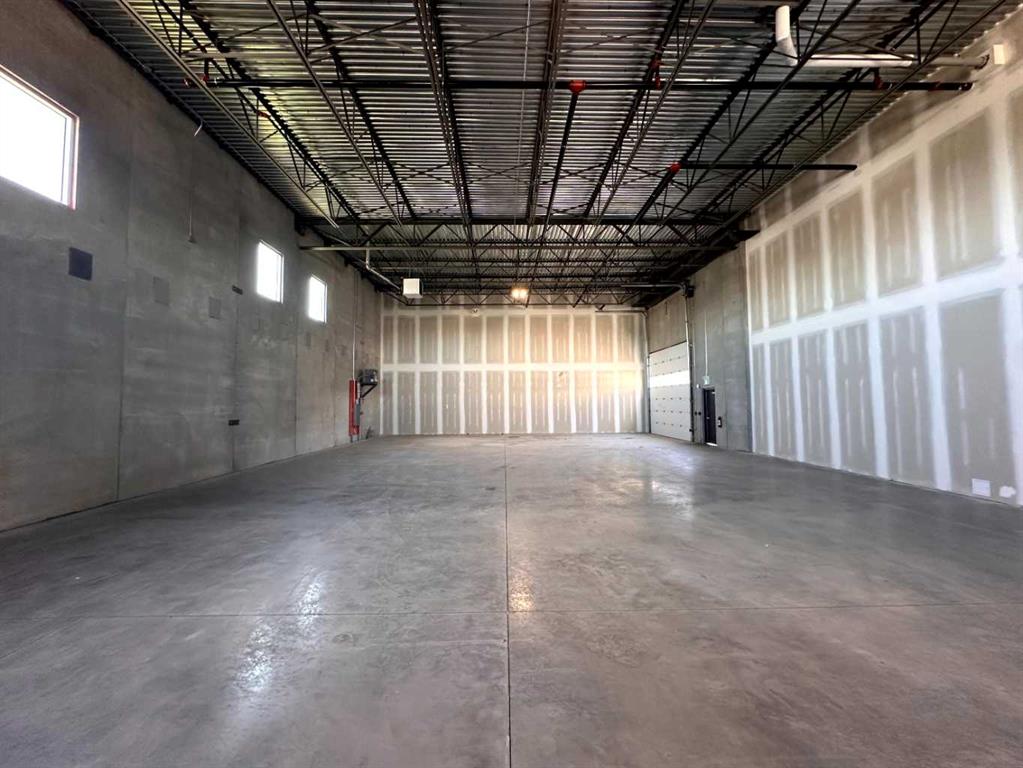 Picture for 113, 4412 9 Street SE