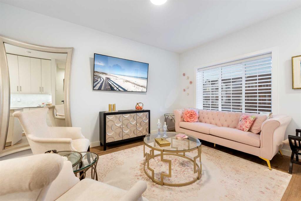 Picture for 7411 202 Avenue SE