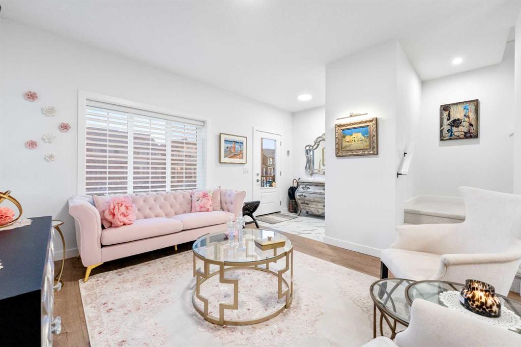 Picture for 7411 202 Avenue SE