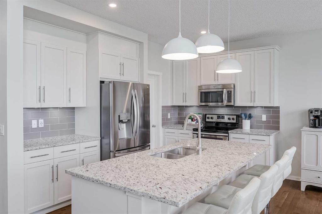 Picture for 225 Kingsmere Cove SE