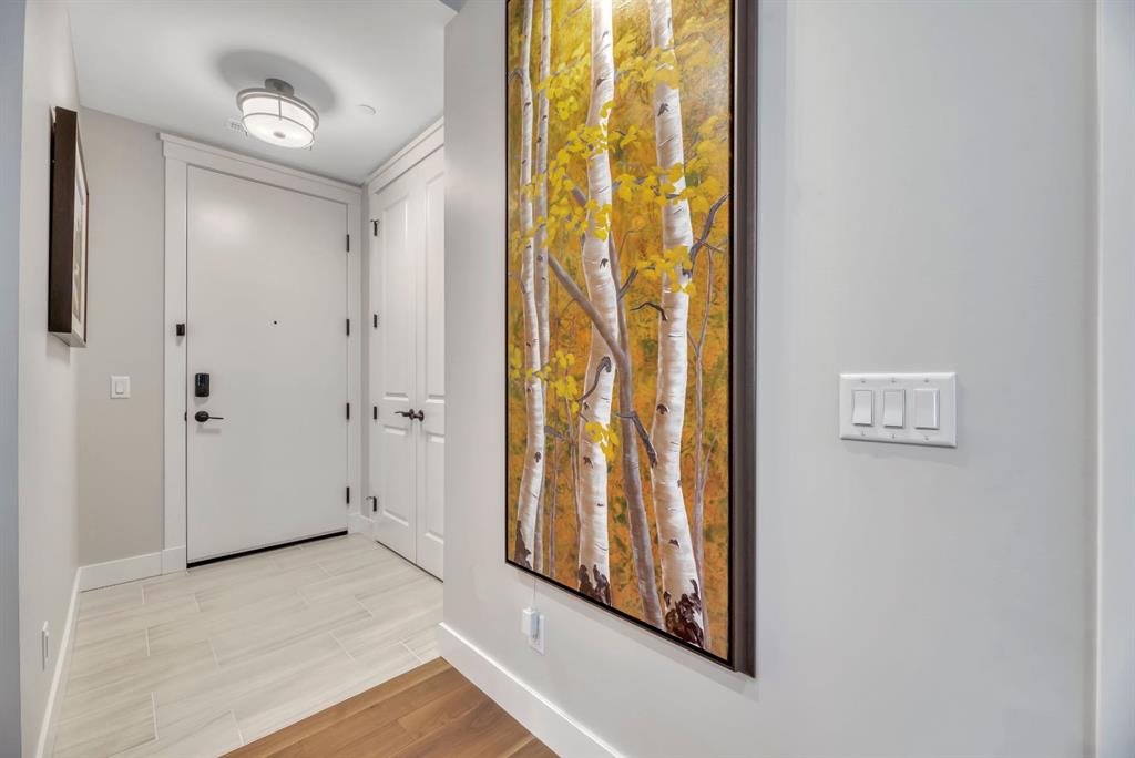 Picture for 302, 105 Lebel Crescent NW