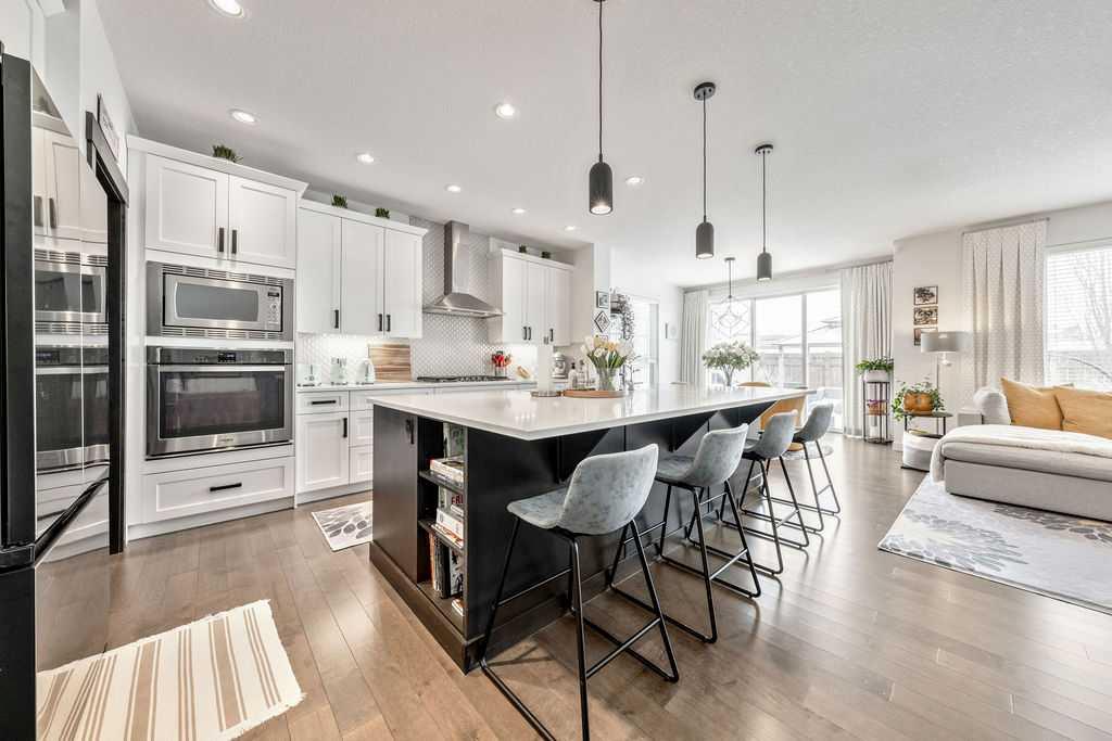 Picture for 87 Mount Rae Heights 