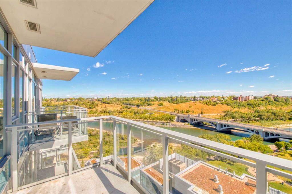 Picture for 1604, 108 Waterfront Court SW