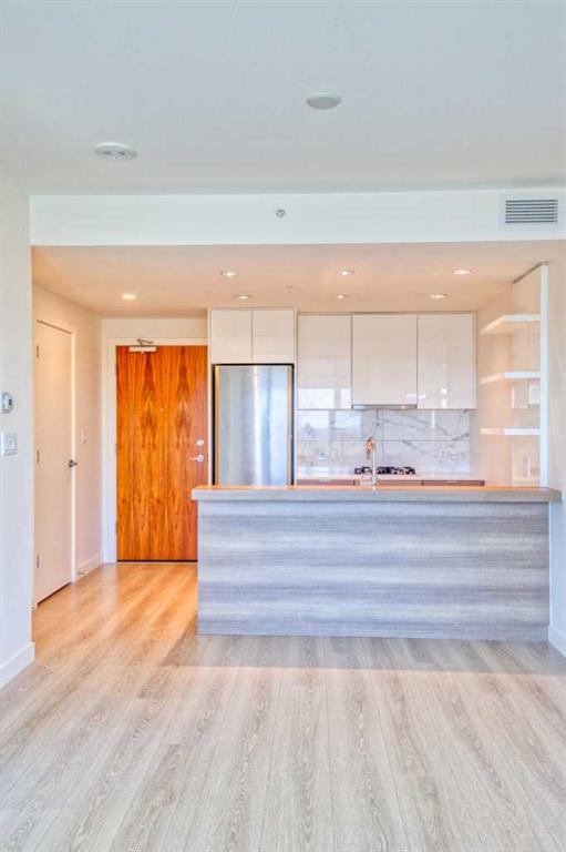 Picture for 1604, 108 Waterfront Court SW