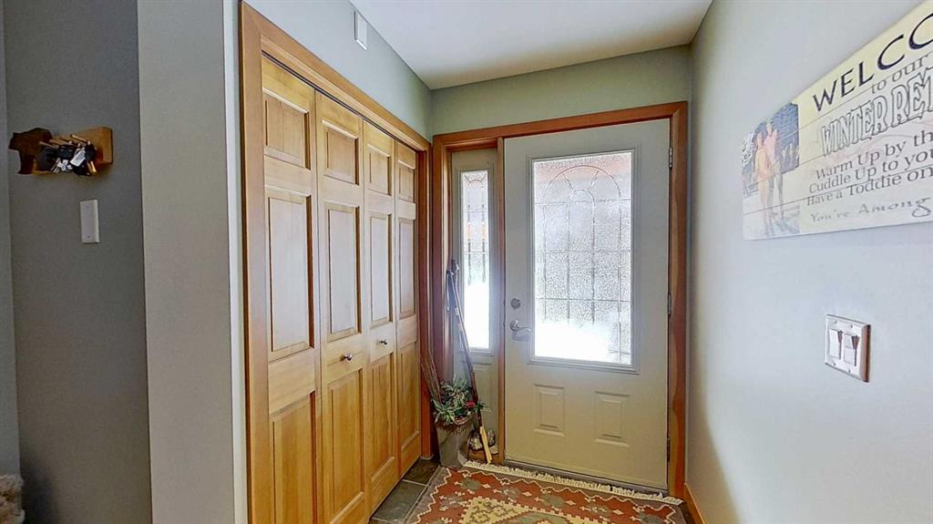 Picture for 829, 4 4 Street 