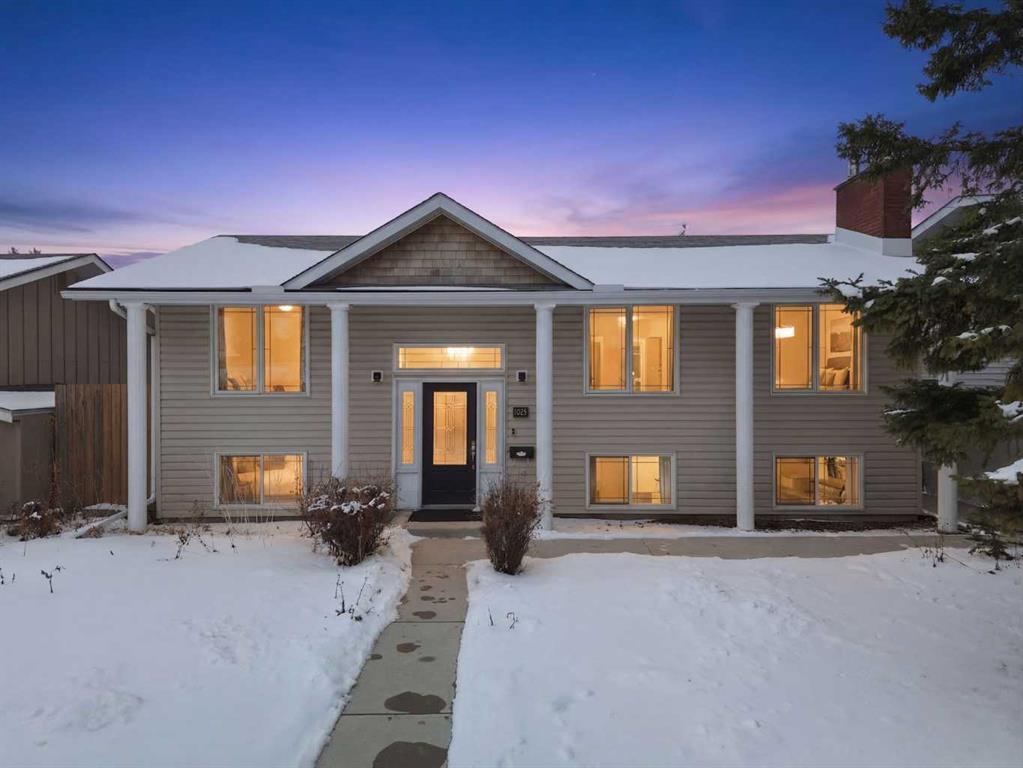 Picture for 1015 Maplecroft Road SE