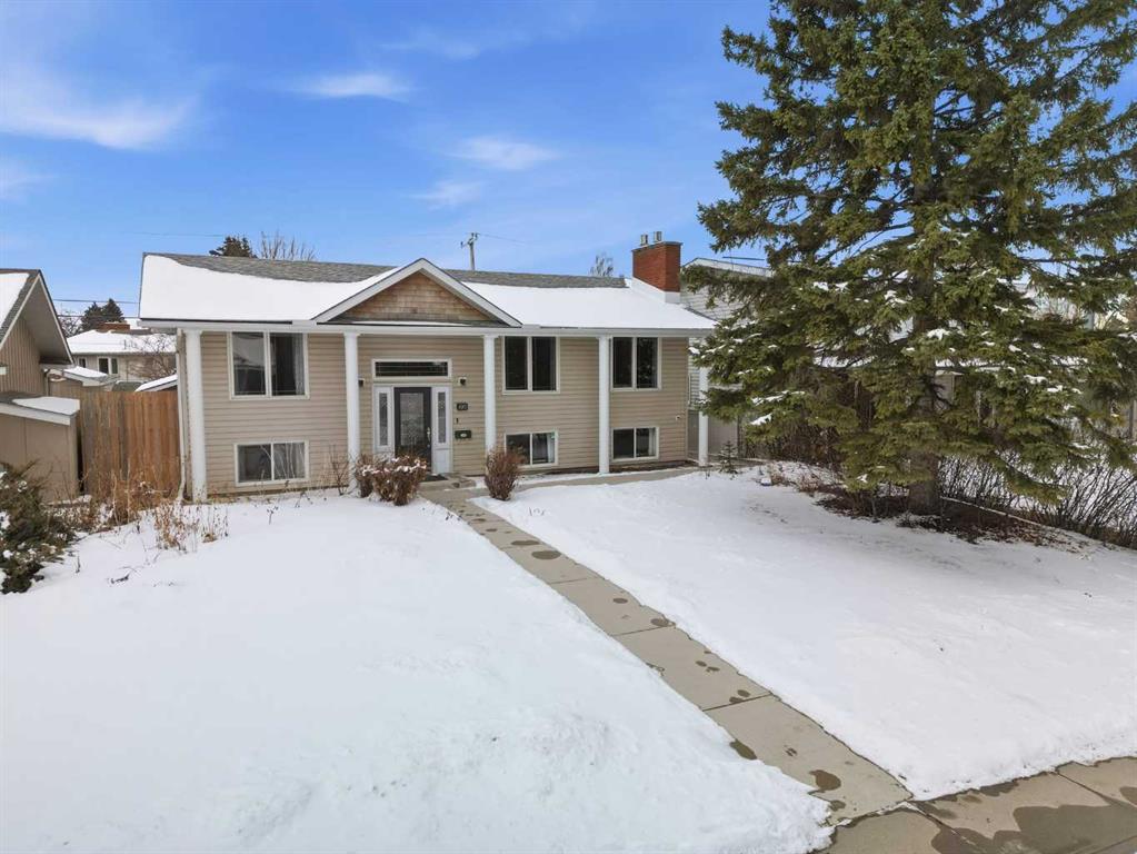 Picture for 1015 Maplecroft Road SE