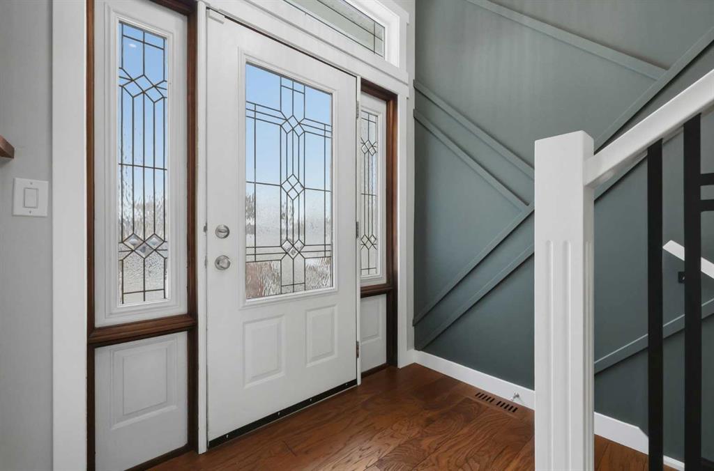 Picture for 1015 Maplecroft Road SE