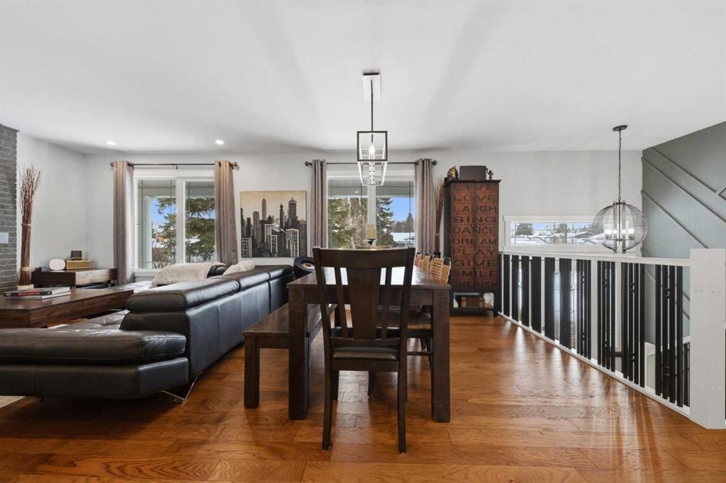 Picture for 1015 Maplecroft Road SE