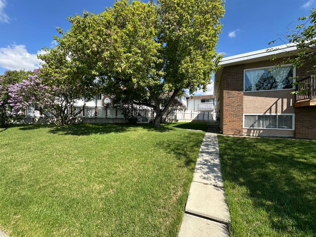 Picture for 447 Huntsville Crescent NW