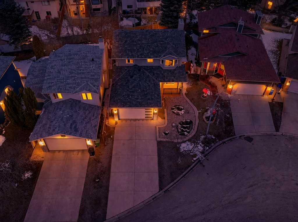 Picture for 256 Riverside Mews SE