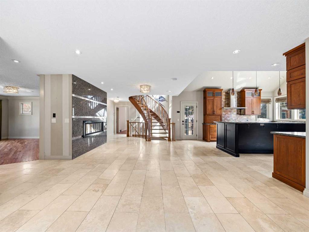 Picture for 10703 Willowgreen Drive SE