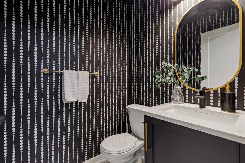 Picture for 561 Point Mckay Grove NW