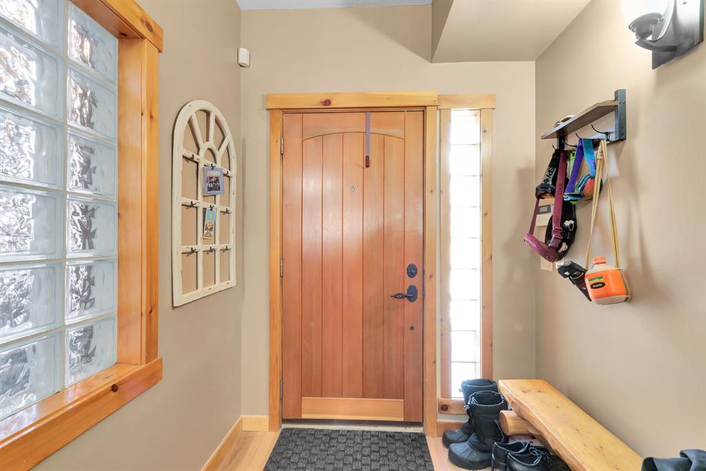 Picture for 612, 107 Armstrong Place 