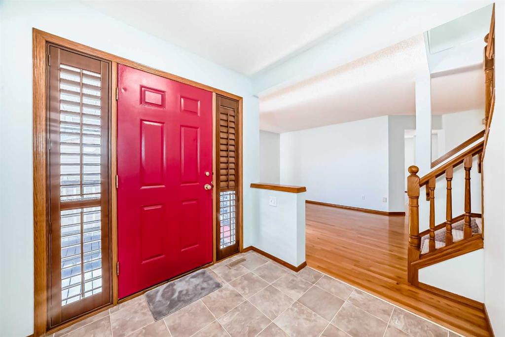 Picture for 164 Macewan Park Circle NW