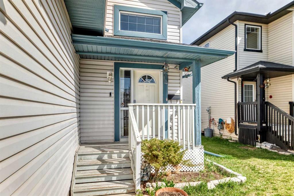 Picture for 44 Canoe Square SW
