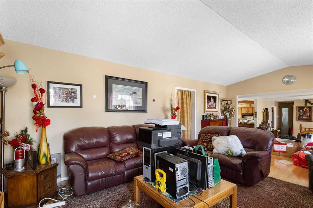 Picture for 169 Beddington Circle NE