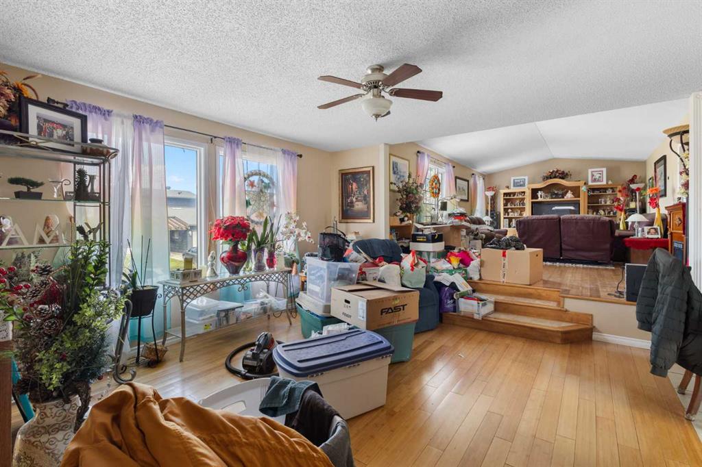 Picture for 169 Beddington Circle NE