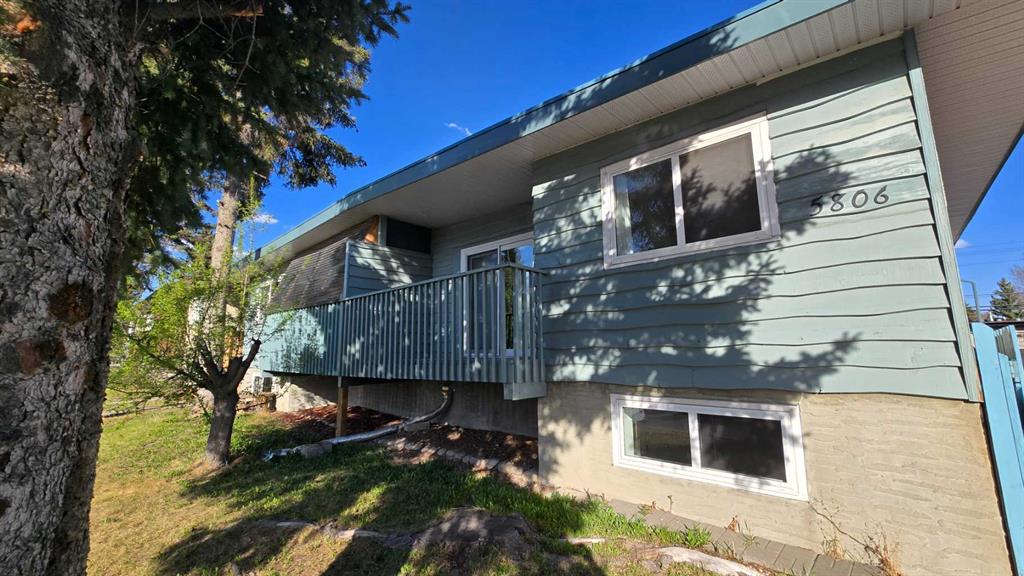 Picture for 5806 Dalgleish Road NW