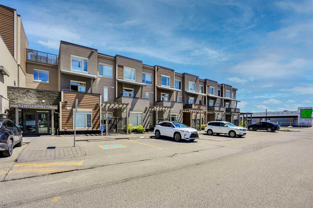 Picture for 201, 10 Westpark Link SW