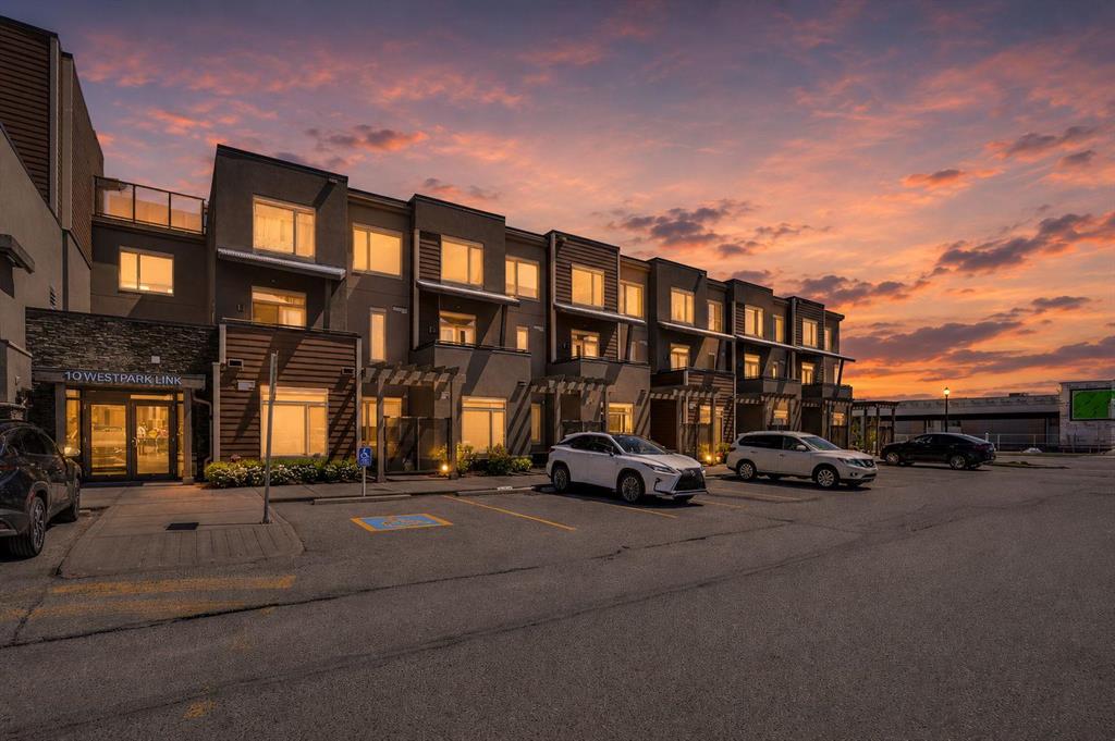 Picture for 201, 10 Westpark Link SW