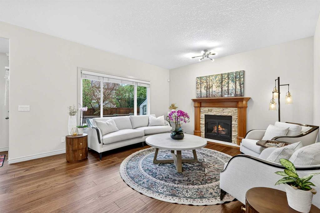 Picture for 13 Cougar Ridge Circle SW
