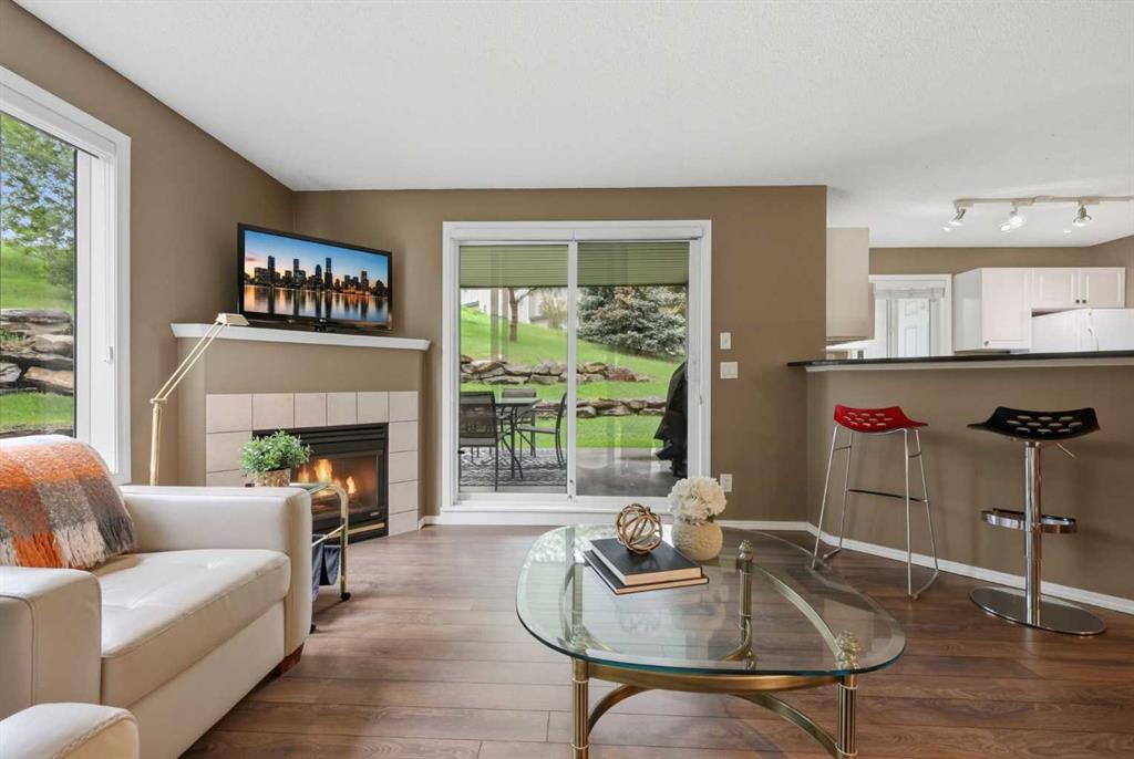Picture for 101, 6000 Somervale Court SW