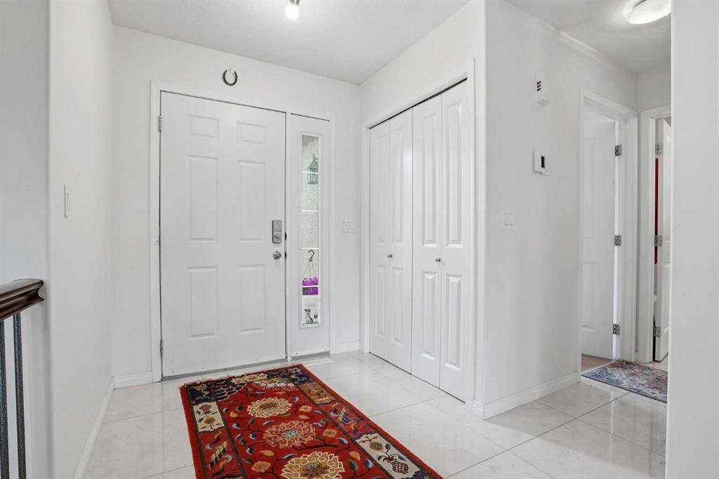 Picture for 408 Lineham Acres Bay NW